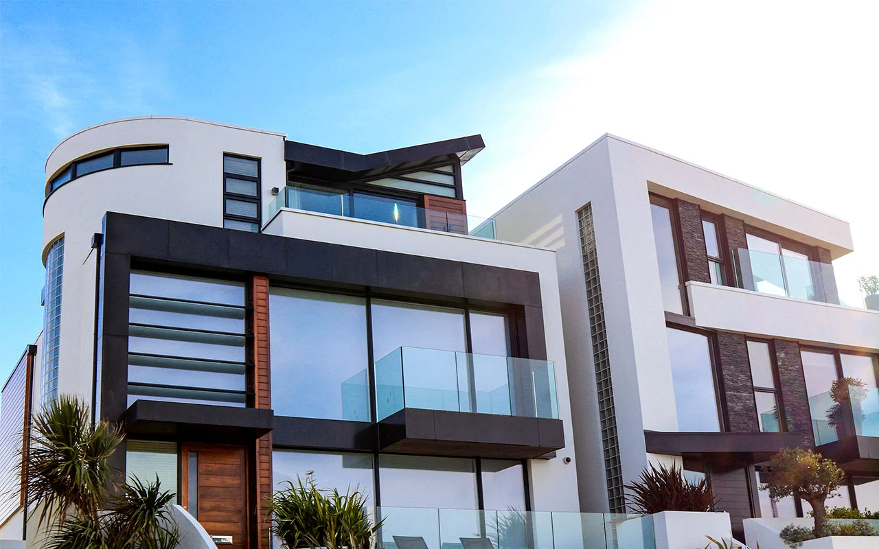 crisvisa-bioclean-office-building-in-glass-windows